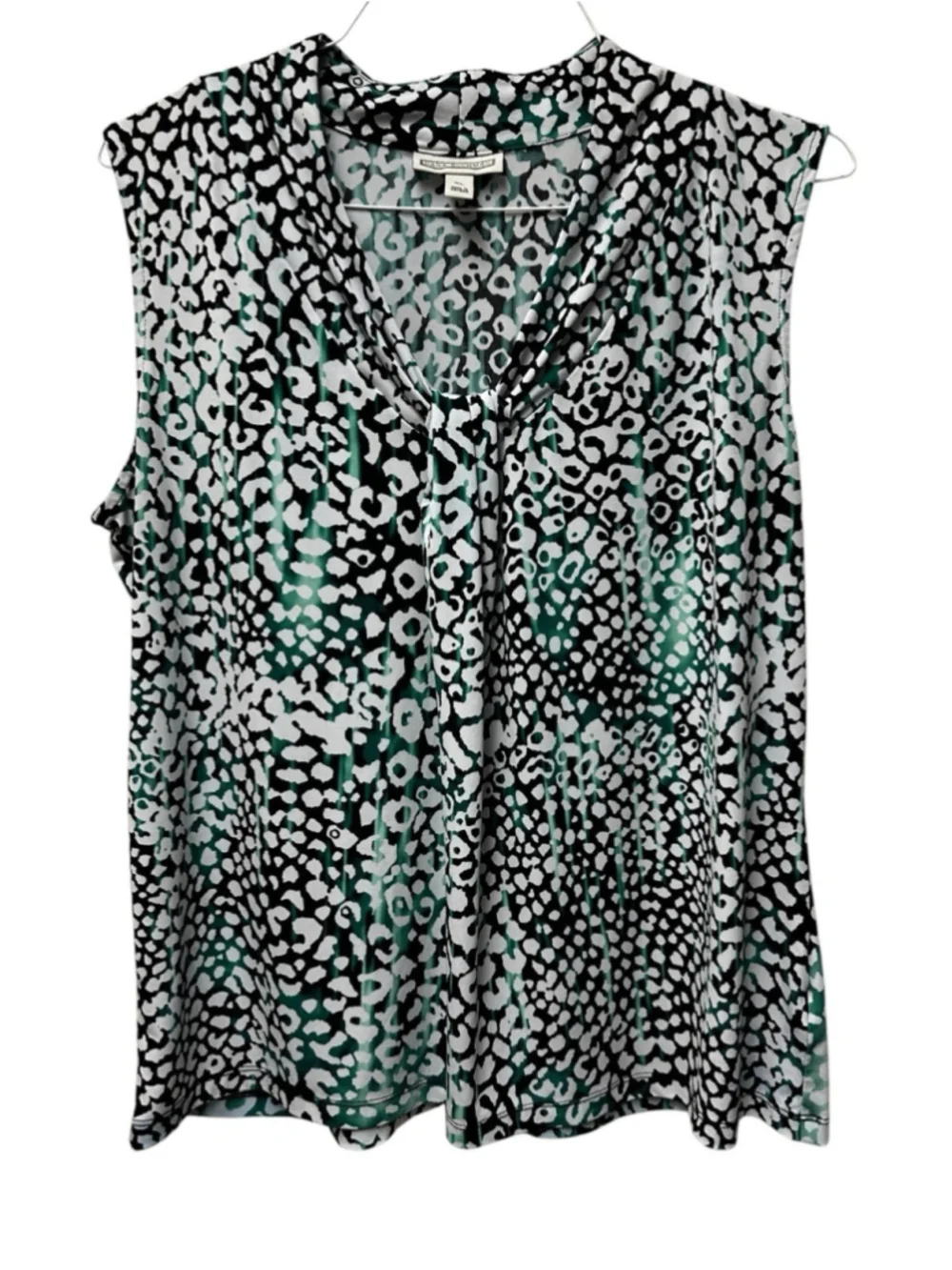 Dana Buchman Chic Sleeveless Career Blouse Womens XL Green & Black Animal Print - Picture 3 of 13
